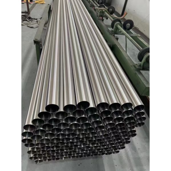 Hot Rolled DIN AISI ASTM 201 301 304 Grade Seamless Stainless Steel Pipe For
