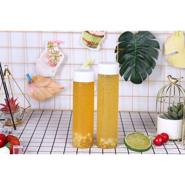 Buy Leak Proof Bubble Milk Tea Drink Bottle Jugs Customizable at wholesale prices