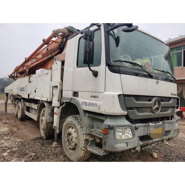 Used Heavy Equipment 52 Meter Zoomlion Second Hand Concrete Pump