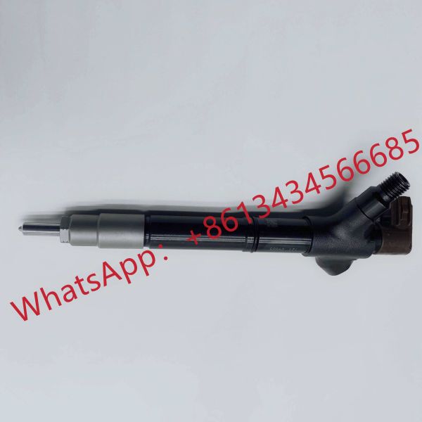 23670-26060 Diesel Common Rail Fuel Injector For TOYOTA AVENSIS RAV4 2AD-FTV