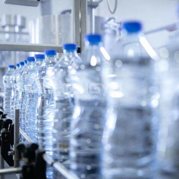 Buy Hengyu New Type High Quality  and Precision Easy to Operate Factory Direct Sales High Cost-effective Water Filling Machine at wholesale prices