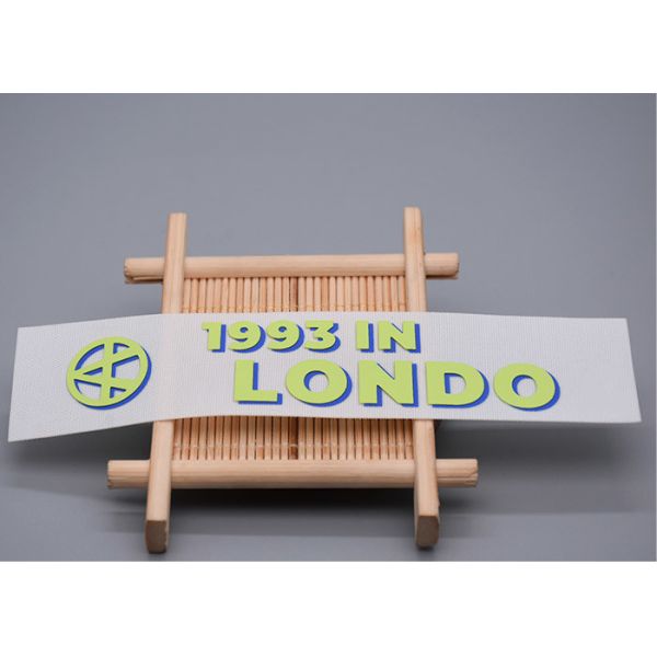 Custom White Woven Label Printed Matte Silicone Logo For Clothing