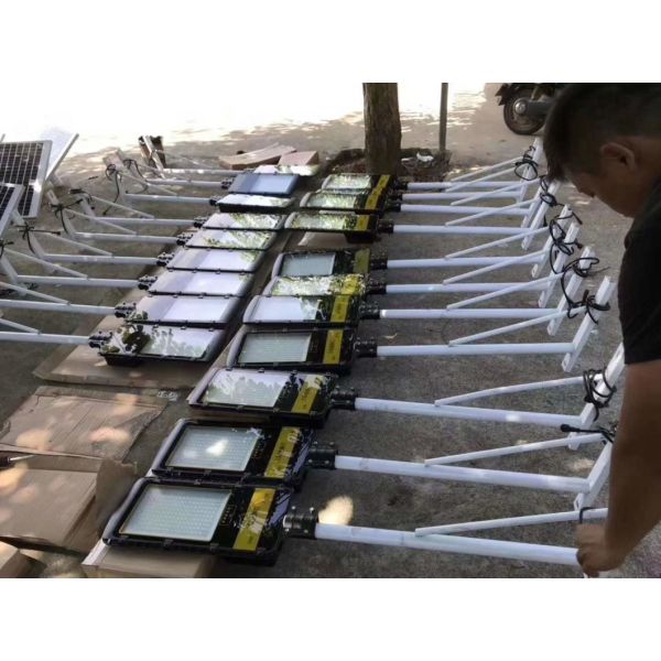 All in 2 Solar Street Lights 60W 100W 300W 500W Solar LED Road Lights