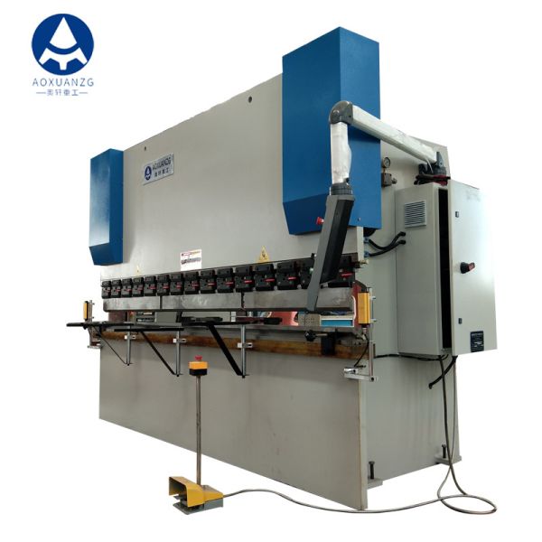 Buy 3200mm 800KN Hydraulic CNC Press Brake / CNC Hydraulic Plate Bender at wholesale prices