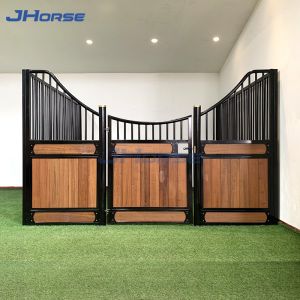 Weatherproof Euro Horse Stalls Galvanized Steel Frame