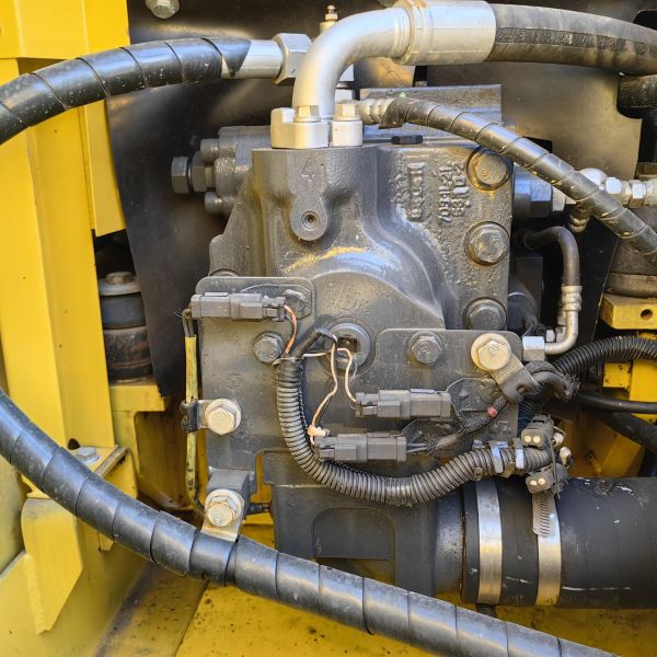 11T Used Komatsu PC110-7 Excavators Construction Earthwork Machinery Digger