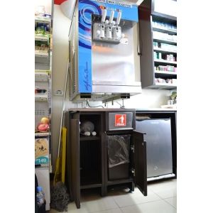 Purchased by 7-Eleven Oceanpower OP132BA Frozen Yogurt Machine