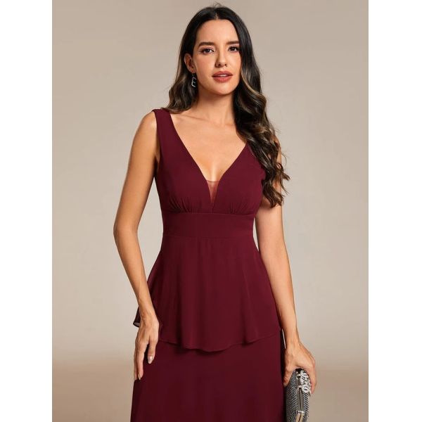 Beautiful Multi-layered Hem V-neck Sleeveless A-line Burgundy Chiffon Wedding Guest Dress Cocktail Dresses