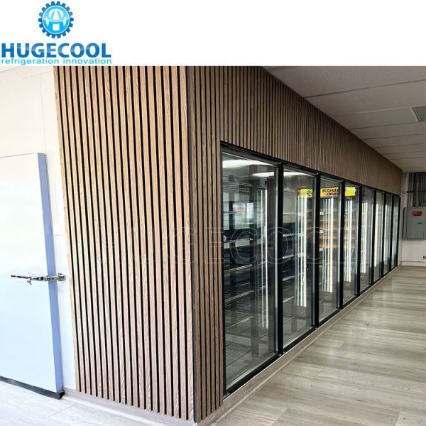 Automatic Rebound Glass Door Beverage Cooler Room For Cold Beverages In