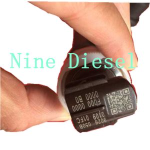 High Reliability Mitsubishi Diesel Fuel Injectors 095000-5600 1465A041