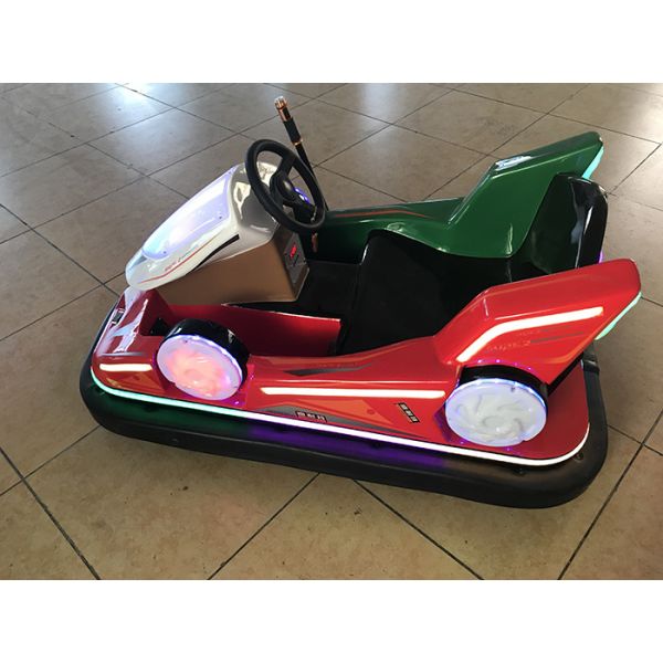 English Version toddler / Kids Bumper Car In Game Center / Star Hotel