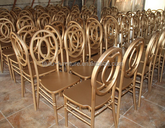 Solid Wood Wedding Chairs Stackable Banquet Chairs for Events in Nordic Style and Durability
