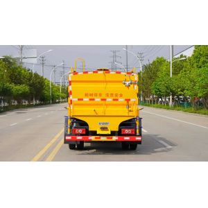 Forland 155 Horsepower Sprinkler Truck with Watering Cart and Euro 4 Emission