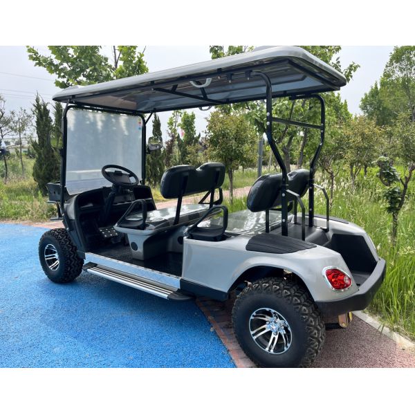 4 Wheel 4 Seater EV Golf Cart 30 KM/H Durable Electric Golf Buggy CE Approved