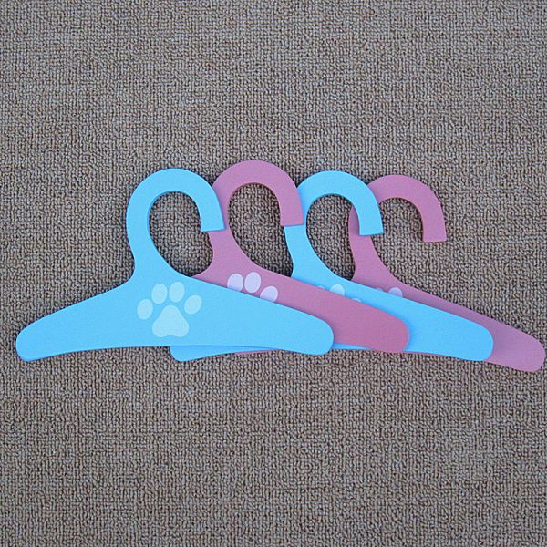 Cute Wood Dog Clothes Hangers Pet Apparel Display Accessories