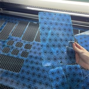 Advanced CO2 Laser Cutting Machine For Mobile Screen Protector