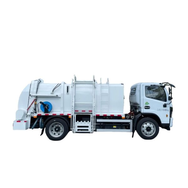 Buy Pure Electric Dongfeng 4x2 Electric Water Truck With CATL Battery at wholesale prices