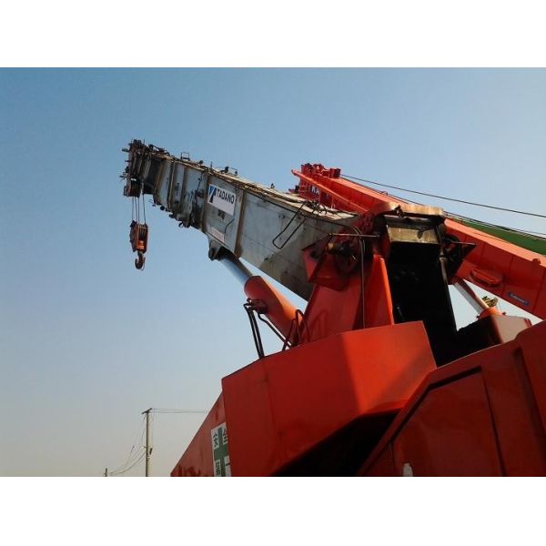 Buy 25T TR250M TADANO Rough terrain crane X-outrigger at wholesale prices