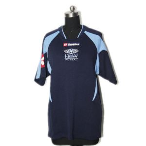 China High Stand Stitching Football Team Clothes Soft Fabric Anti Skidding on sale