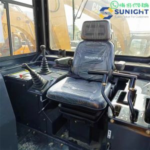 Earth Moving Bulldozer With Three Tooth Ripper 320HP SHANTUI SD32