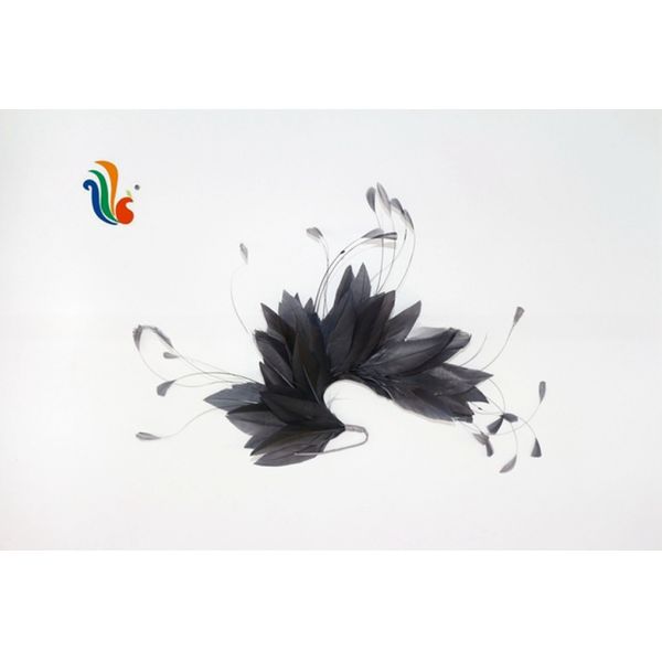 Goose Feather and Stripped Coque Flower Mount for Valentine's Day Party Decoration
