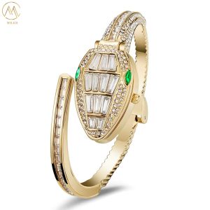 Modern Quartz Wristwatch Women′s Watch with Diamond Clamshell