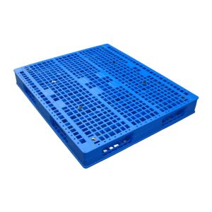 clear container plastic storage pallet stackable with lids