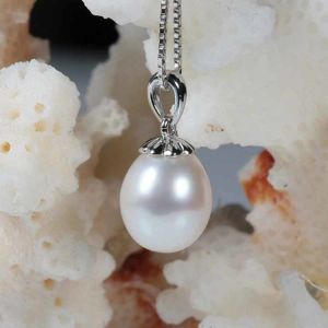 China Women 18K White Gold  Natural Freshwater Pearl Pendant Necklace  (GDN011) on sale