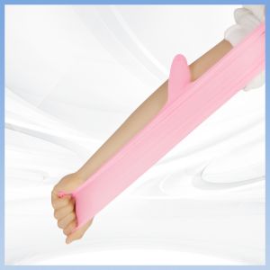 China Hygiene Oil Proof Household Cleaning Gloves Disposable Pink PVC Gloves on sale