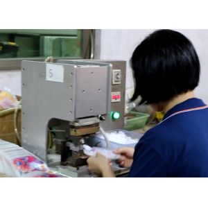 60pcs/min 1800w Verticalf Foil Pouch Seal Up Machine