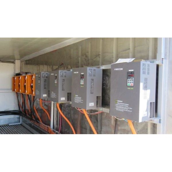 Buy 450VDC GPRS Single Phase Solar Pump Controller IP20 1 Phase DC To AC at wholesale prices