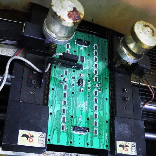 Outdoor Full Color Led Advertising Video Wall High Brightness P6mm Customized