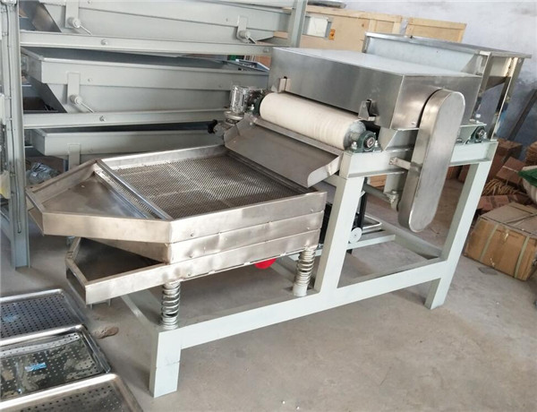 Buy walnut cutting machine, walnut chopping machine, walnut cutter at wholesale prices