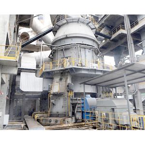 Stable Running Vertical Cement Mill Compact Layout Low Dust Pollution