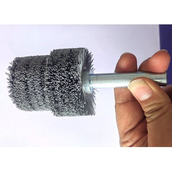 Buy Versatile Performance Custom Industrial Nylon Bristle Roller Brush at wholesale prices