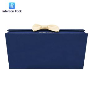 Cardboard Luxury Gift Packaging Boxes Clamshell With Ribbon Closure