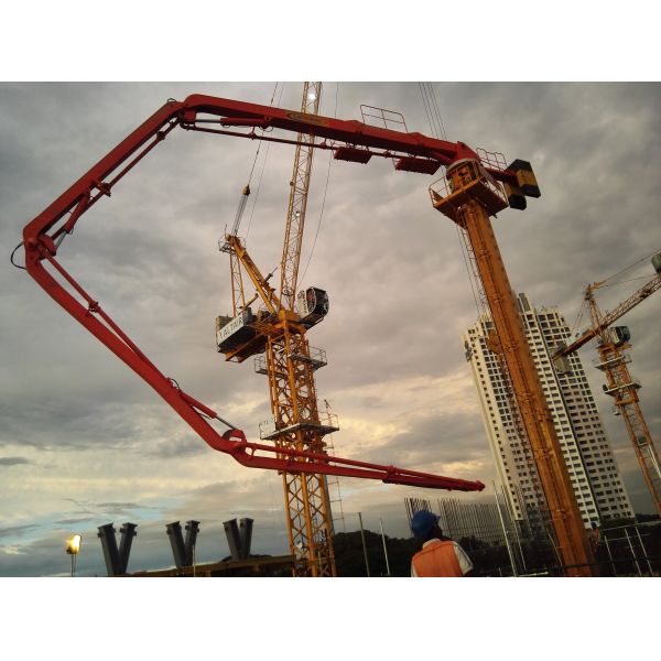 Buy Industrial Concrete Placement Boom /  Placing Boom Cylinder Jack Lifting at wholesale prices