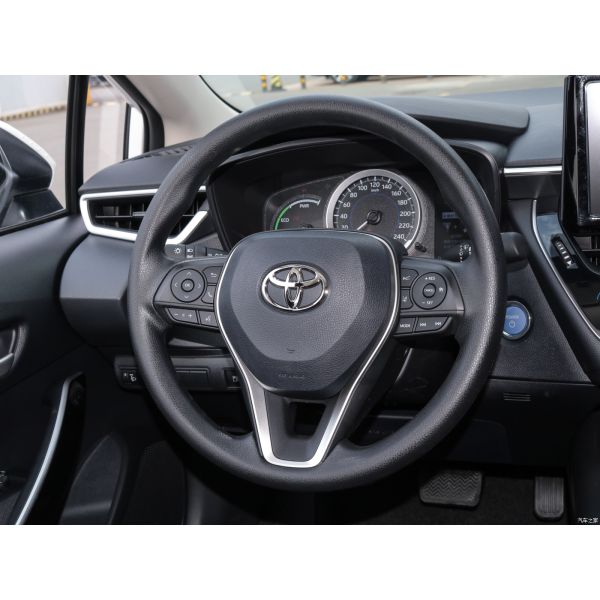 Second Hand Toyota Corolla 5-Seats Compact Sedan with Maximum Torque Nm 100-200Nm