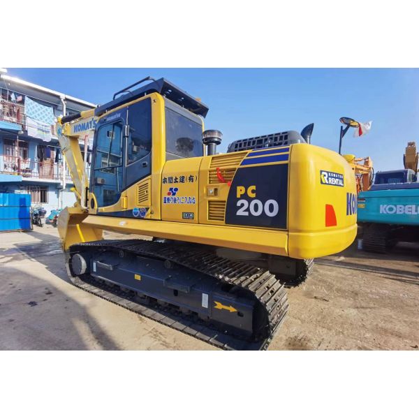 pc200-8 EXCAVATOR