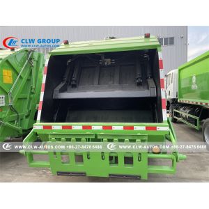 LHD / RHD Howo 4x2 7000 Liters Garbage Removal Truck