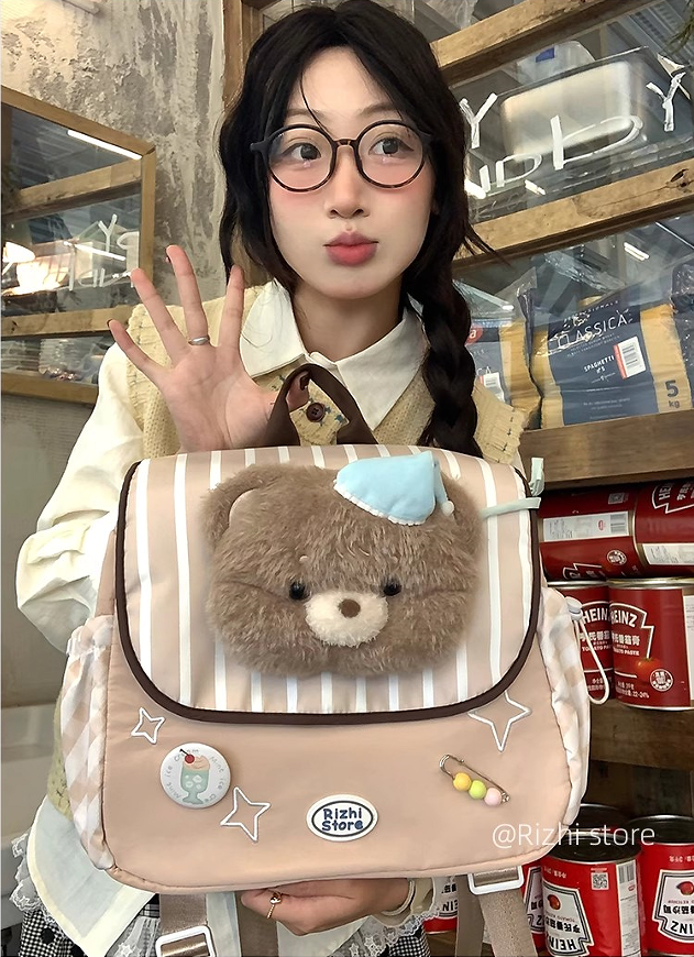 Original children's fun nylon backpack with large capacity, school bag for cute Japanese-style small animals, student backpack