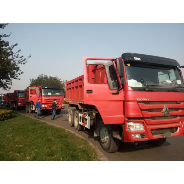 Buy Sinotruk Howo Tipper Trucks 336hp 18M3 Mid Lifting 6x4 With 10 Wheels Lhd Euro2 at wholesale prices