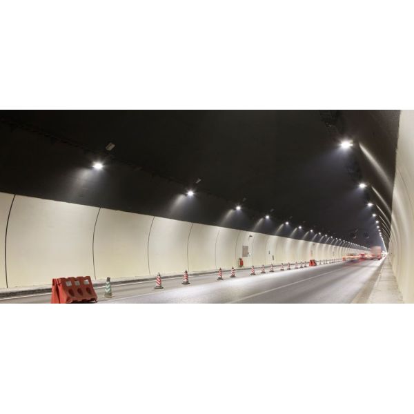 Pure White Energy - Saving LED Tunnel Light Black Housing 40W For Tunnel Lighting