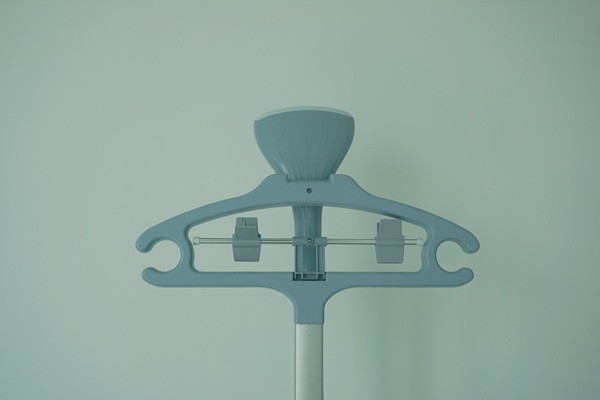 Single Pole Standing Clothes Steamer , Laundry Equipment Upright Fabric Steamer