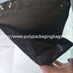 Opaque Small Resealable Plastic Bags Permanent Self - Adhesive Tape Seal