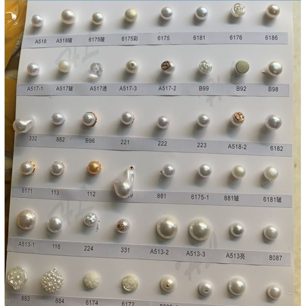 2021 high quality pearl plastic button with shank