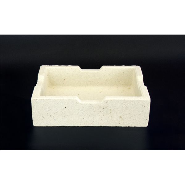 Buy High Temperature Ceramic Saggers , Sintering Powder Mullite Refractory Box at wholesale prices