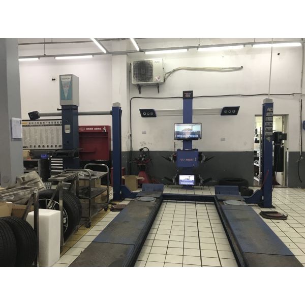 Buy ECM 533cm Wheelbase 4 Cameras 3D Wheel Alignment Machine at wholesale prices