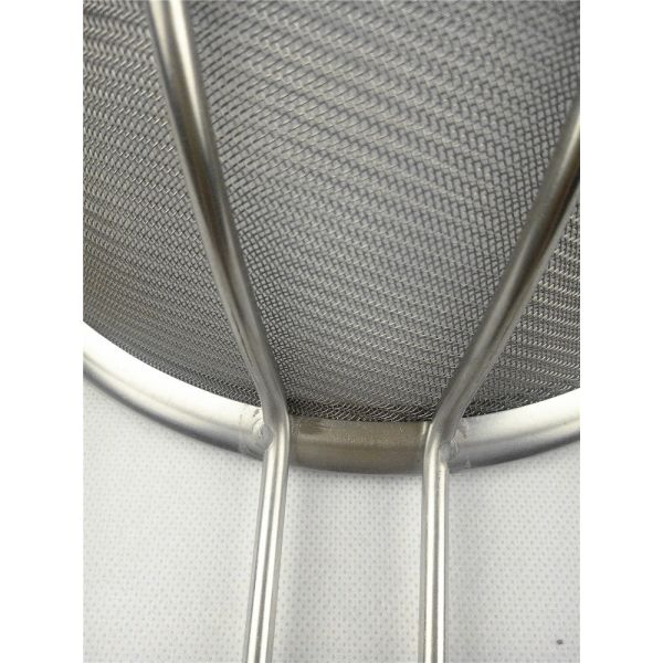 Good helper for cooker Stainless steel large colander with long handle in kitchen tea and coffee strainer