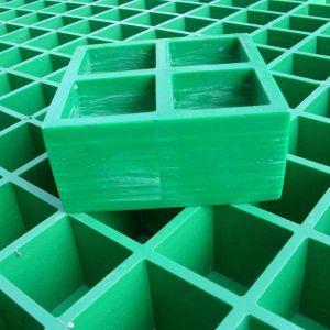 Small Mesh FRP Grating Fiberglass Stair Treads Wear Resistance